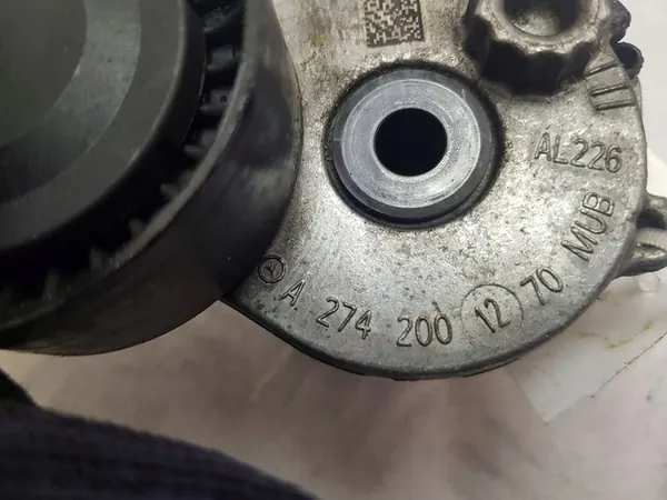 Mercedes-Benz E W238 Tensor de correa alternador A2742001270 image 2
