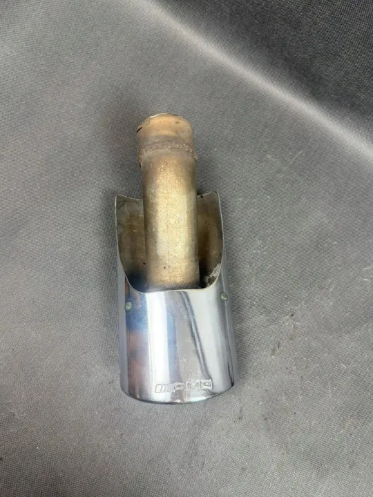 Punta de silenciador AMG - Mercedes-Benz OEM image 10