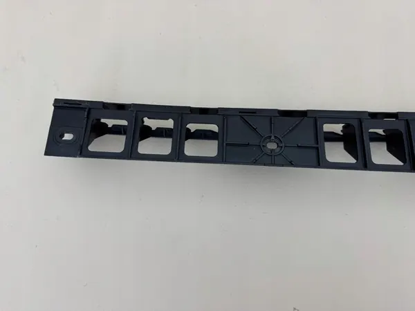 SKODA OCTAVIA III 3 HB Deslizante de Para-choque Traseiro Esquerdo 5E5807863 image 10