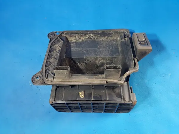 Couvercle Filtre Cabine DAF LF Euro 6 Pièce OEM image 4