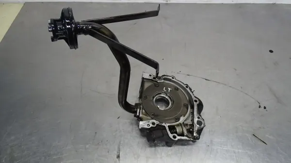 Bomba de aceite usada OEM 074115109B para Volkswagen LT 35 image 2
