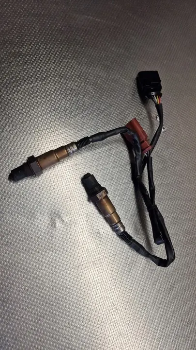 Sensor Lambda AUDI A5 S5 RS5 4.2 07L906265F image 2