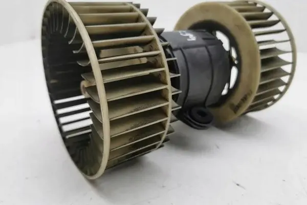 Verwarming BMW 5 (E39) 2.5L diesel 2002 OEM 8385558 image 4