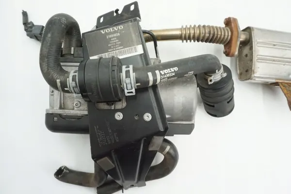 Calentador estacionario Webasto OEM 31694656 Volvo S90 V90 image 3