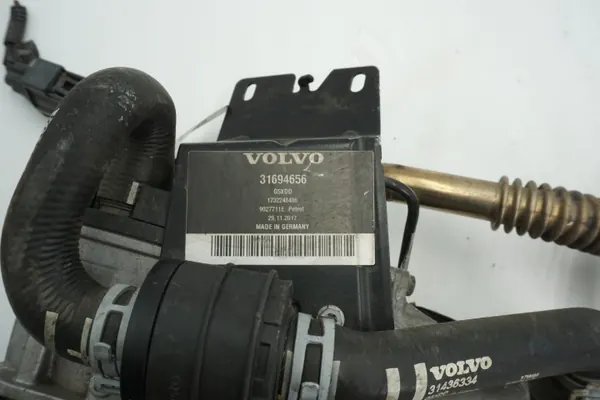 Calentador estacionario Webasto OEM 31694656 Volvo S90 V90 image 5