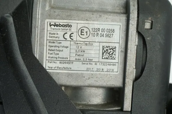 Calentador estacionario Webasto OEM 31694656 Volvo S90 V90 image 6
