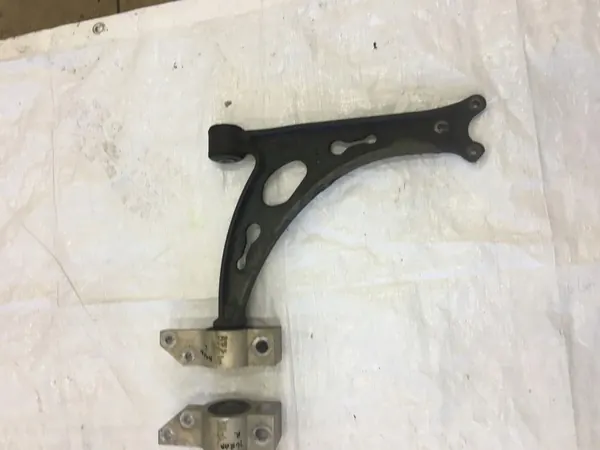 Braccio di controllo anteriore sinistro destro Audi A3 8P Lift image 2