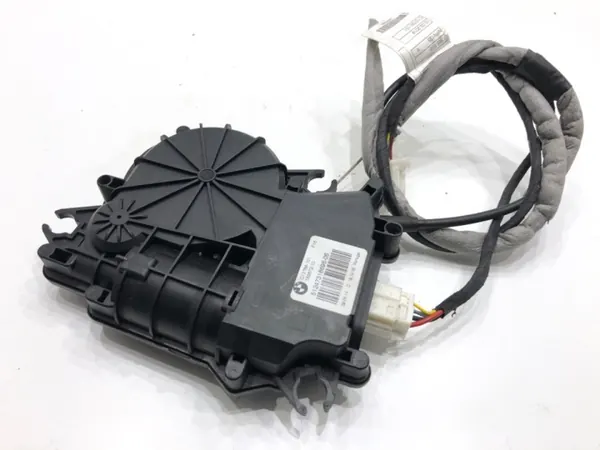 Mécanisme de verrou OEM 7318696 pour hayon BMW F16 image 3