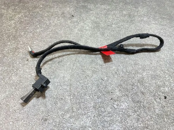 Johdinnippu Tesla Model Y 2023 OEM 159317401C image 6
