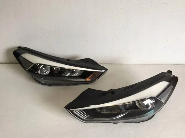 Juego de Faros Delanteros Hyundai Tucson III 92101-D7100 92102-D7100 image 3