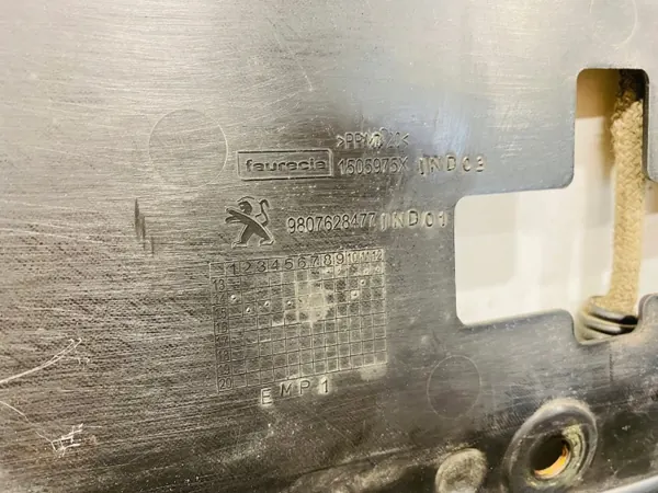 Oberer Gurtabdeckung OEM 9807628477 für Peugeot 508 image 5
