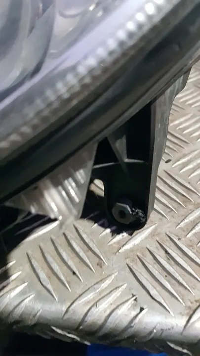 MERCEDES W211 LINKER VOOR XENONLAMP EUROPEES OEM A2118202864 image 10