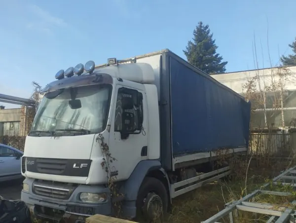 Dagcabine DAF LF 45/55 OEM KABINA DZIENNA DAF LF 45 55 06-13 rok koła r 22.5 leszko77 qba qwerry image 2