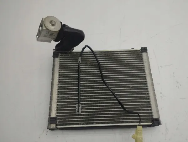 Núcleo de aquecimento A/C Suzuki Vitara OEM AMD121304 image 2