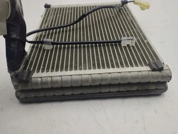 Núcleo de aquecimento A/C Suzuki Vitara OEM AMD121304 image 3