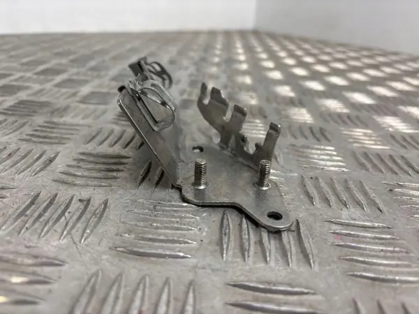Piezas del vano motor Skoda Octavia Mk4 2020 image 4