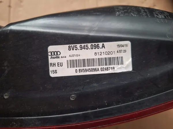 Luz Trasera Derecha Audi A3 8V5 Sedan image 6