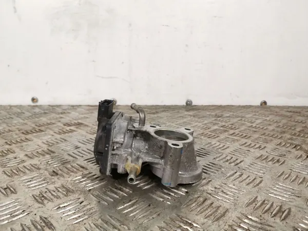 Honda EGR-Ventil OEM FBZ8105 - Gebrauchtes Originalteil image 3