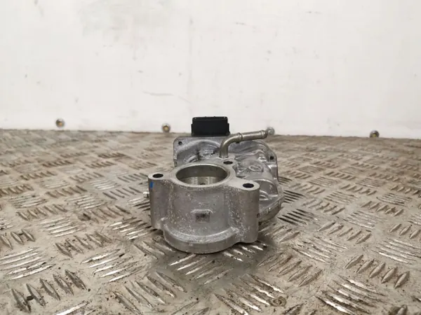 Honda EGR-Ventil OEM FBZ8105 - Gebrauchtes Originalteil image 4