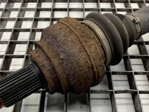 Höger Bakaxel BMW E61 2.0 163HK 04-10 image 3