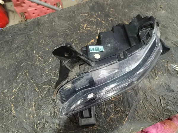OEM 92208-G42 DRL Halógeno LED Derecho para Hyundai i30 III image 3