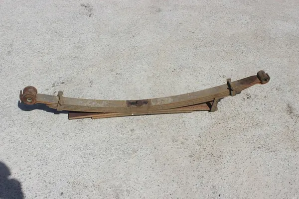 Resorte trasero Ford Ranger image 2