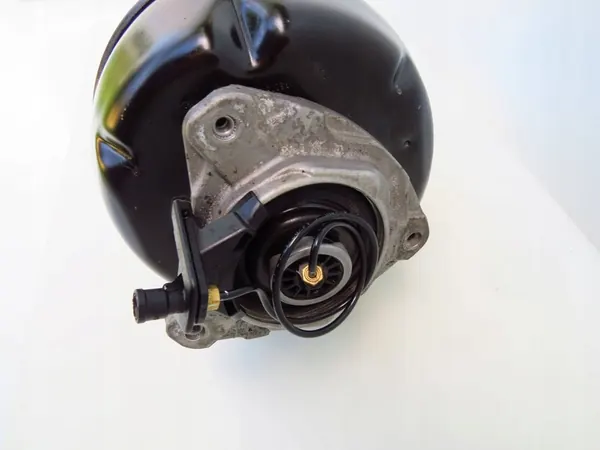 AIRMATIC Stötdämpare Framsidan Höger Mercedes CLS W218 image 4