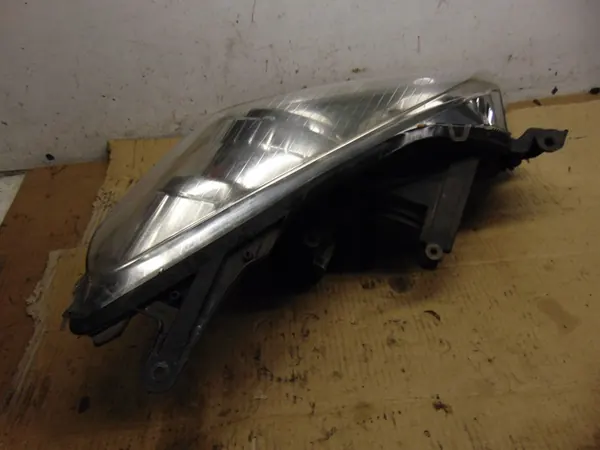 Vasen Etuvalaisin Opel Astra III H Lift image 6