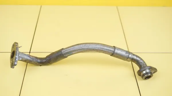 Fiat OE Turbo-Ölablassrohr - Gebraucht image 2