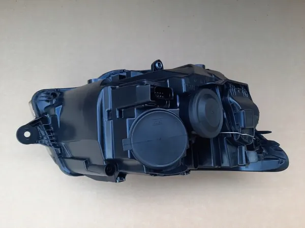 Farol Esquerdo VW T6 Lift image 4