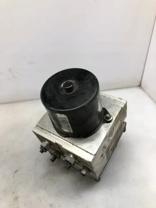 ABS-pompregelaar OEM 15871904 9661731380 image 2