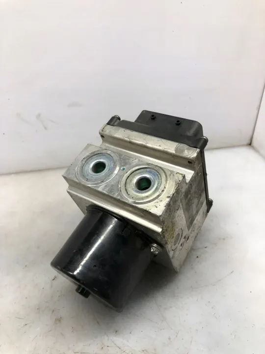 ABS-pompregelaar OEM 15871904 9661731380 image 3