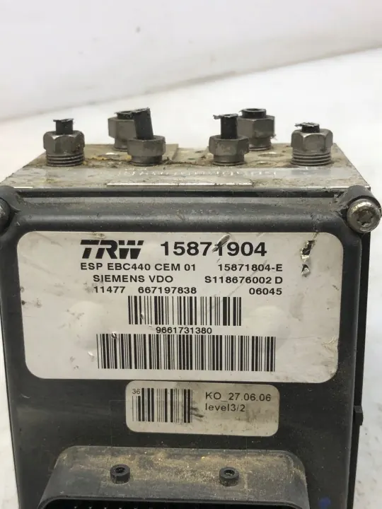 ABS-pompregelaar OEM 15871904 9661731380 image 6