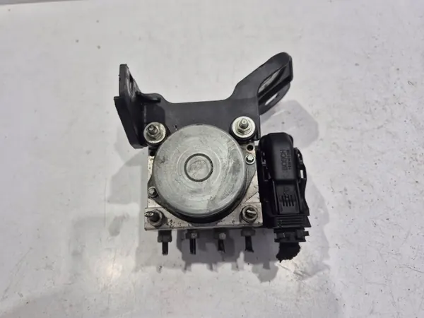 Pompe ABS OEM 13337843 pour Opel Corsa D - Occasion image 7