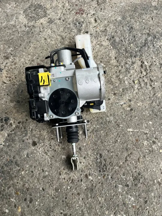 Kia Sportage V Remservopomp OEM 58500-CJ300 image 3