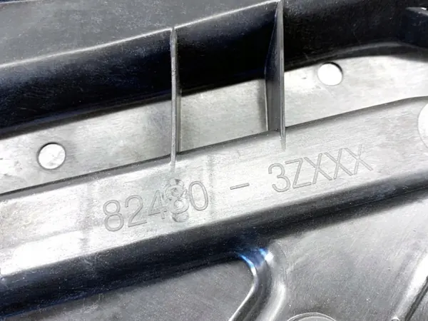 OEM 81320-3Z020 Régulateur de vitre droit avant Hyundai i40 image 4