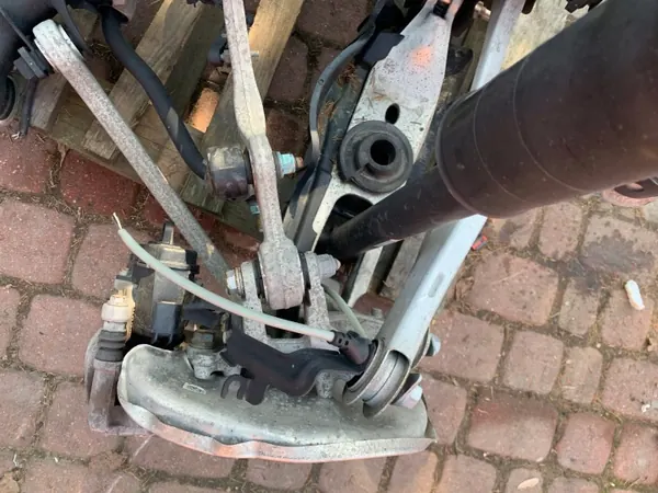 Viga Suspensión Trasera & Rótulas AUDI A6 C8 OEM image 4