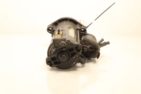 Démarreur Audi A4 B5 FL 1.9 TDI 068911024E image 2