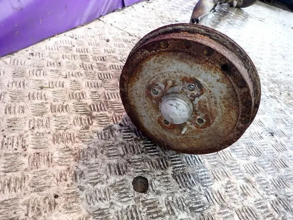 Viga de eje trasero Fiat Doblo I OEM Zawada-310075- image 3