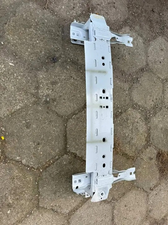 Poutre de pare-chocs avant Ford OE pour Courier MK2 image 2