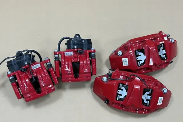 Bremszangen & Scheiben Audi Q8 Q7 OEM 4M0615105JQ image 5