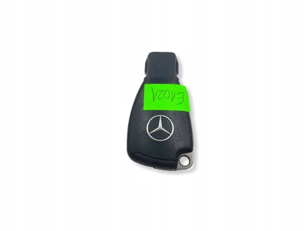 Llave Mercedes OEM UHP2307 - Mando 2 Botones image 6