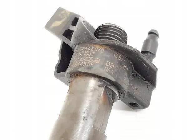 Inyector MERCEDES OM642 A6420701987 image 4