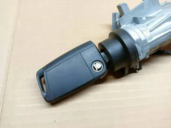 Avainkytkin Skoda Rapid 6RA905865A image 4