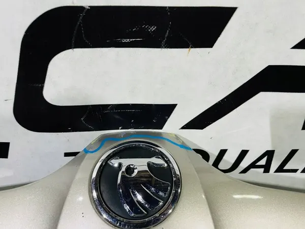 SKODA RAPID 5JA Motorhuv 2012-2017 image 9