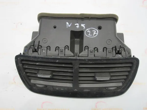Opel Meriva B mittventilationsgallret OEM 13262802 image 2