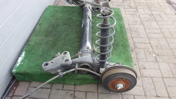 Suspensión Trasera OEM ZAWIESZENIE TYLNE TYŁ 208 I image 3