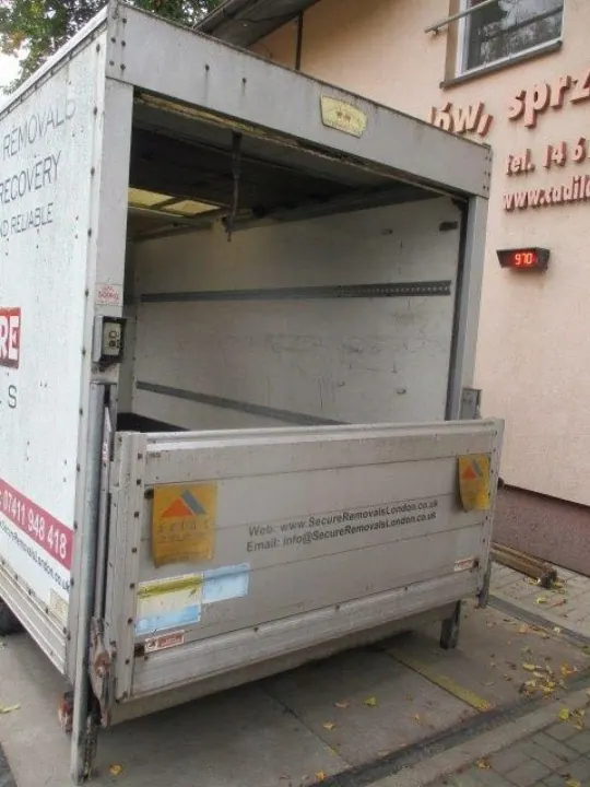 Contentor Mercedes Sprinter com elevador e bomba OEM CADILAK-Bochnia-496441- image 7