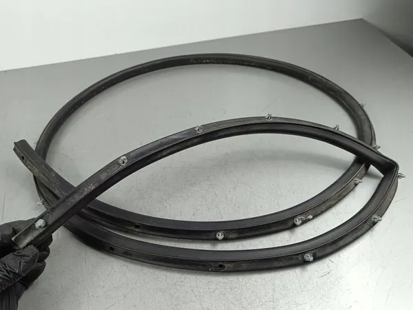 Vedação do capô Jeep Grand Cherokee WL 2022 FOB49361 image 3