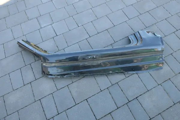 Oikea katon lokasuoja-tolppa OEM Suzuki Jimny image 2